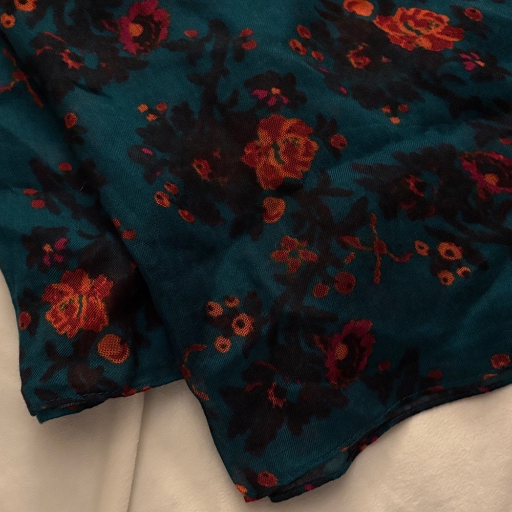 Old Navy Teal and Red Floral Scarf